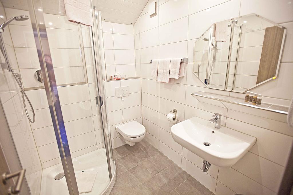 Hotel Post Weiden in der Oberpfalz Room photo